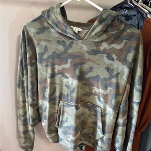 American Eagle Outfitters Camouflage Sweatshirt
